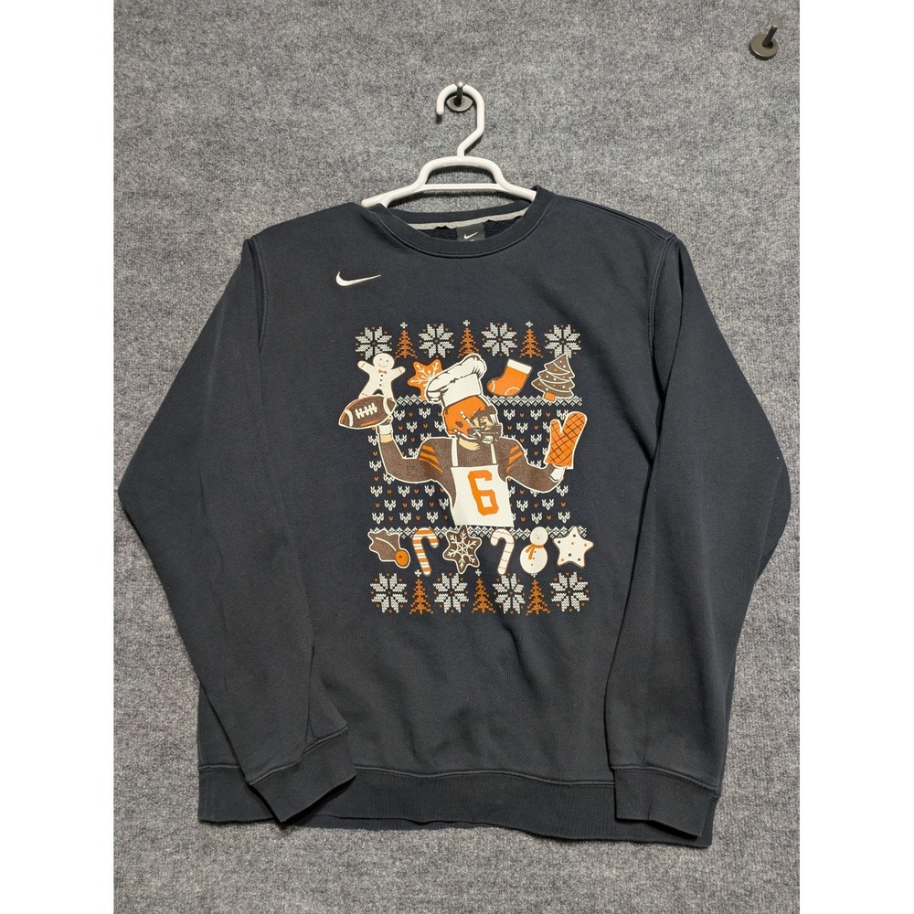 Nike Barstool Sports Crew Sweatshirt Baker Mayfield Christmas Goodies Sz XL Rare